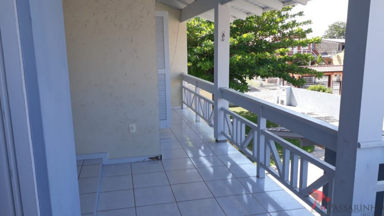 Imagem Casa com 5 Quartos à Venda, 290 m² em Predial - Torres