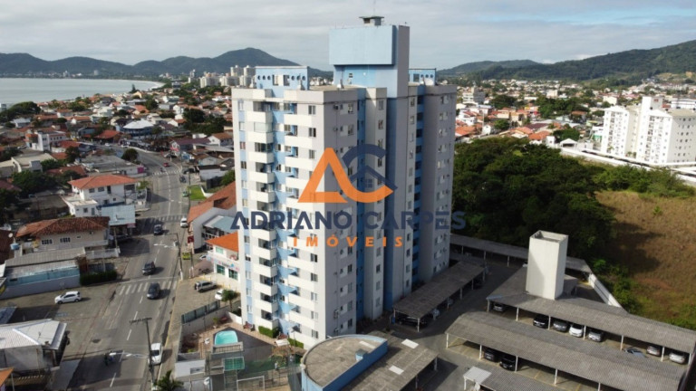 Imagem Imóvel com 2 Quartos para Alugar, 65 m² em Centro - Penha Imagem Imóvel com 2 Quartos para Alugar, 65 m² em Centro - Penha