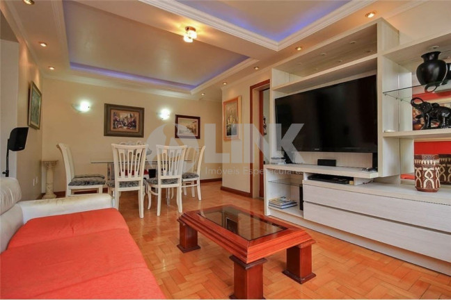 Imagem Apartamento com 3 Quartos à Venda, 94 m² em Higienópolis - Porto Alegre Imagem Apartamento com 3 Quartos à Venda, 94 m² em Higienópolis - Porto Alegre