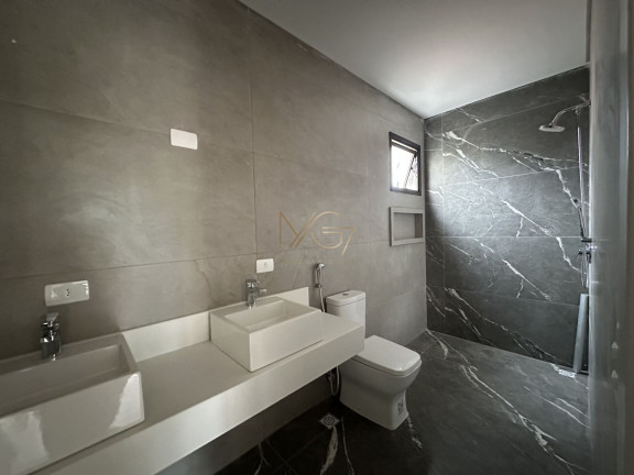 Imagem Sobrado com 3 Quartos à Venda, 302 m² em Boa Vista - Curitiba Imagem Sobrado com 3 Quartos à Venda, 302 m² em Boa Vista - Curitiba