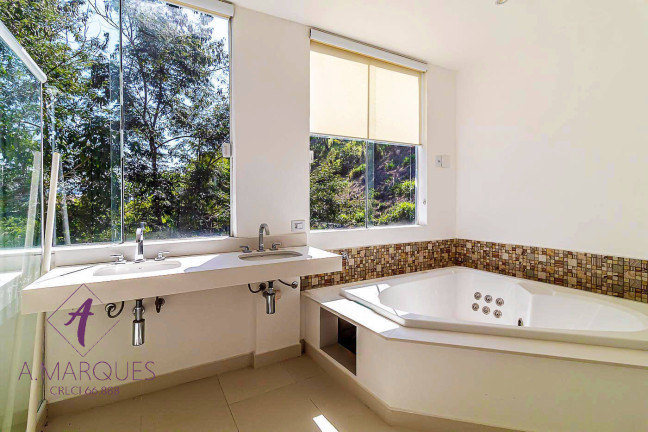 Imagem Casa com 4 Quartos à Venda, 436 m² em Vila Progresso - Niterói