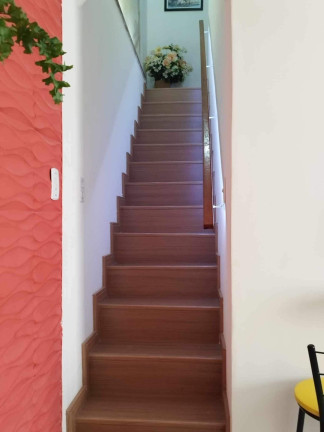 Imagem Casa com 3 Quartos à Venda, 300 m²