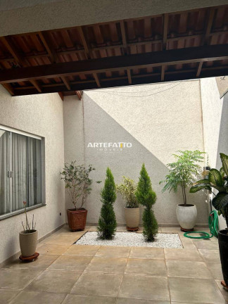 Imagem Casa com 3 Quartos à Venda, 159 m² Imagem Casa com 3 Quartos à Venda, 159 m²