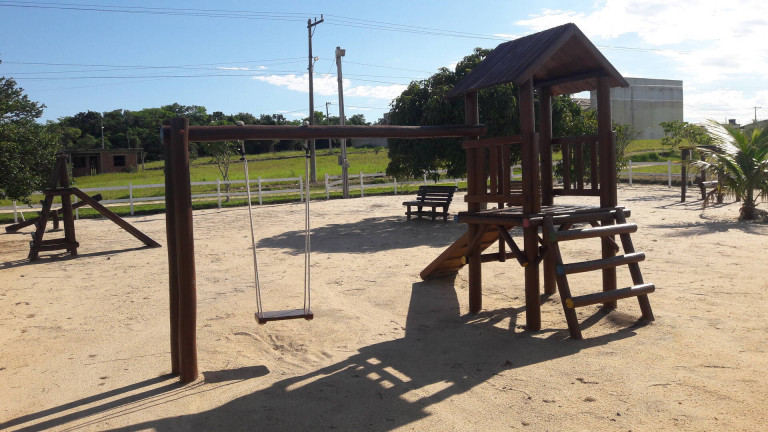 Imagem Terreno à Venda, 450 m² em Monteiro (são Vicente) - Araruama Imagem Terreno à Venda, 450 m² em Monteiro (são Vicente) - Araruama