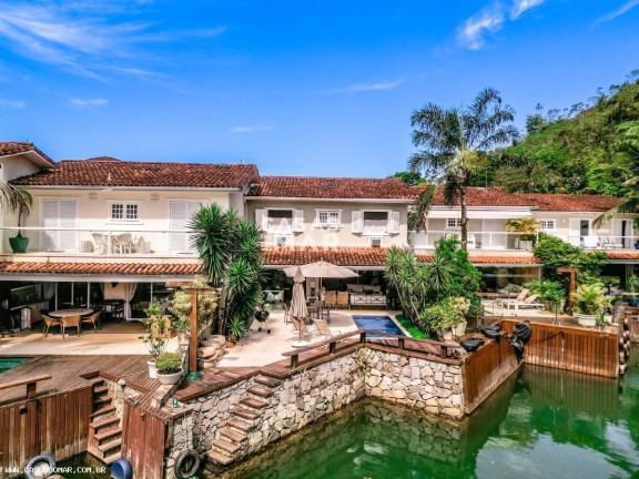 Imagem Casa com 4 Quartos à Venda, 250 m² em Frade (cunhambebe) - Angra Dos Reis Imagem Casa com 4 Quartos à Venda, 250 m² em Frade (cunhambebe) - Angra Dos Reis