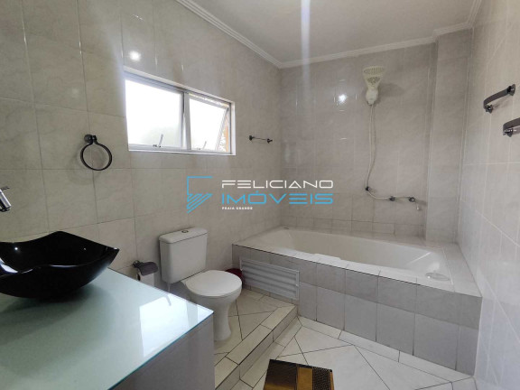 Imagem Casa com 3 Quartos à Venda, 196 m² em Guilhermina - Praia Grande Imagem Casa com 3 Quartos à Venda, 196 m² em Guilhermina - Praia Grande