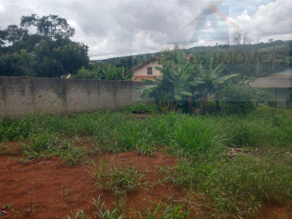 Imagem Casa com 3 Quartos à Venda, 80 m² em Araças 3º Seção - Mateus Leme