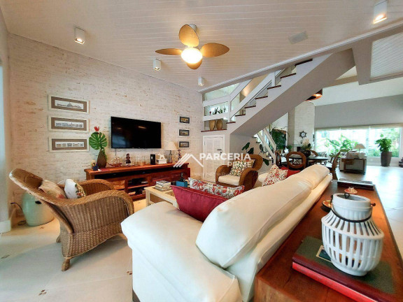 Imagem Casa com 5 Quartos à Venda, 297 m² em Riviera Módulo 20 - Bertioga Imagem Casa com 5 Quartos à Venda, 297 m² em Riviera Módulo 20 - Bertioga
