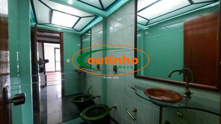 Imagem Apartamento com 4 Quartos à Venda, 199 m² em Tijuca - Rio De Janeiro Imagem Apartamento com 4 Quartos à Venda, 199 m² em Tijuca - Rio De Janeiro
