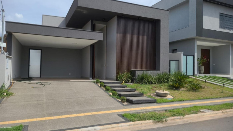 Casa com 3 Quartos à Venda, 156 m² em Jardins Porto - Senador Canedo