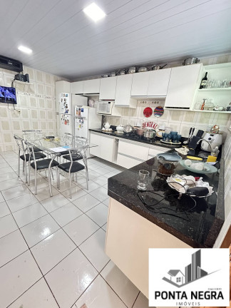 Imagem Casa com 4 Quartos à Venda, 229 m² em Flores - Manaus Imagem Casa com 4 Quartos à Venda, 229 m² em Flores - Manaus