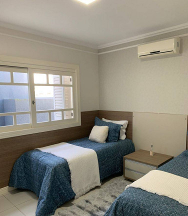 Imagem Casa de Condomínio com 4 Quartos à Venda, em Zona Nova - Capão Da Canoa Imagem Casa de Condomínio com 4 Quartos à Venda, em Zona Nova - Capão Da Canoa