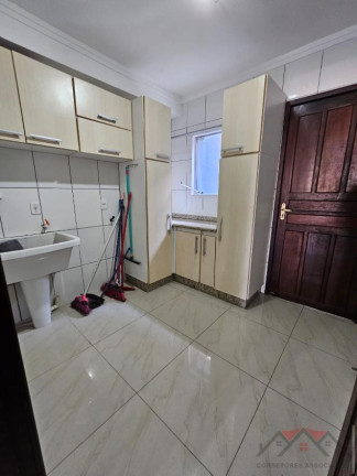 Sobrado com 3 Quartos à Venda, 146 m² em Floresta - Joinville