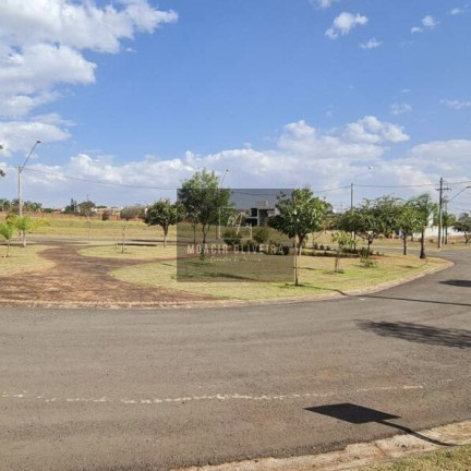 Imagem Terreno à Venda, 750 m² em Royal Park Prime - Ourinhos