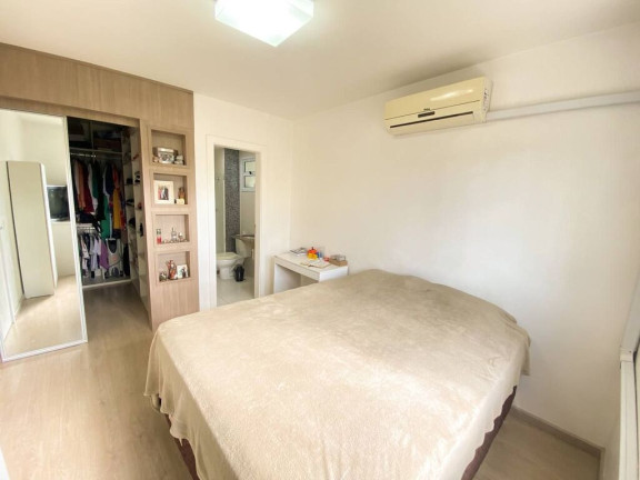 Imagem Imóvel com 3 Quartos à Venda, em Sarandi - Porto Alegre Imagem Imóvel com 3 Quartos à Venda, em Sarandi - Porto Alegre