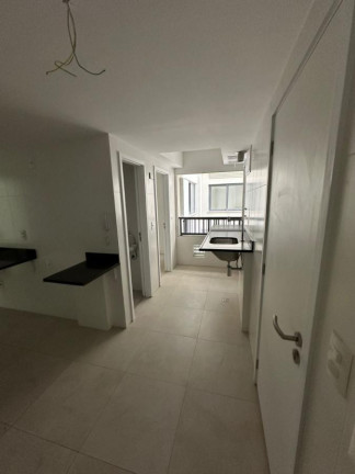 Imagem Apartamento com 4 Quartos à Venda, 232 m² em Leblon - Rio De Janeiro Imagem Apartamento com 4 Quartos à Venda, 232 m² em Leblon - Rio De Janeiro