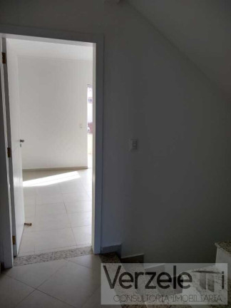 Imagem Casa com 3 Quartos à Venda, 130 m² em Ariribá - Balneário Camboriú