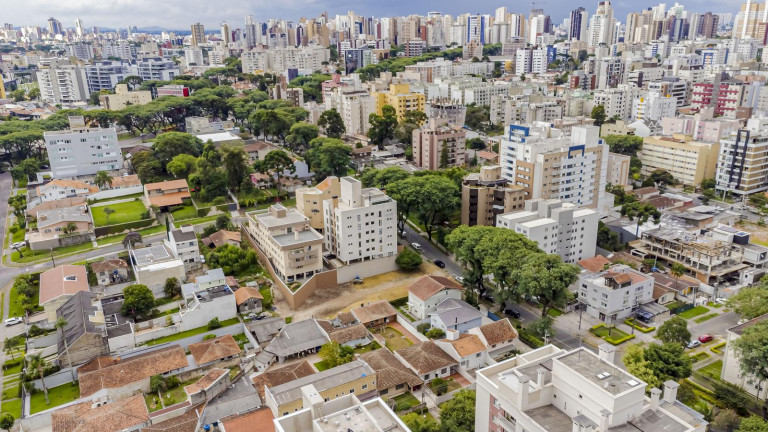 Imagem Terreno à Venda, 466 m² em Vila Izabel - Curitiba