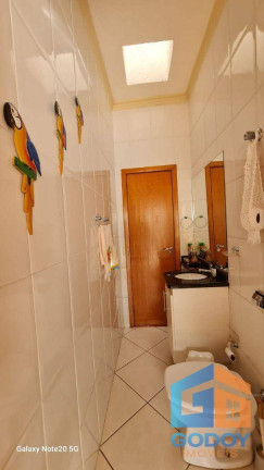 Imagem Casa com 3 Quartos à Venda, 252 m² em Jardim Das Américas - Cuiabá Imagem Casa com 3 Quartos à Venda, 252 m² em Jardim Das Américas - Cuiabá