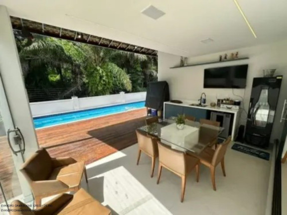 Casa com 4 Quartos à Venda, 290 m² em Vila De Abrantes (abrantes) - Camaçari