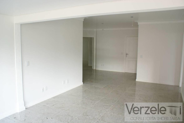 Imagem Apartamento com 3 Quartos à Venda, 151 m² em Centro - Balneário Camboriú