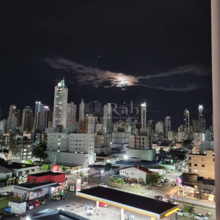 Imagem Apartamento com 3 Quartos à Venda, 80 m² em Nações - Balneário Camboriú