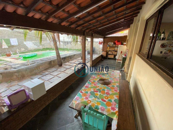 Imagem Casa com 4 Quartos à Venda, 260 m² em Piratininga - Niterói Imagem Casa com 4 Quartos à Venda, 260 m² em Piratininga - Niterói
