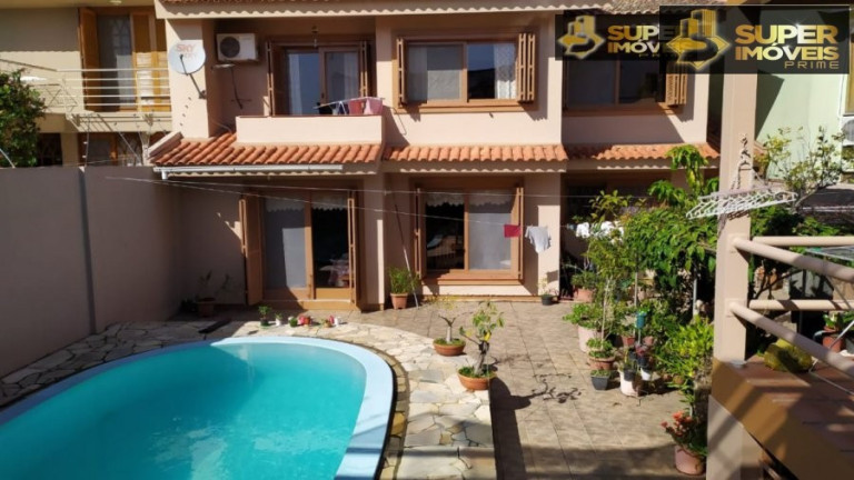Imagem Casa com 4 Quartos à Venda, 432 m² em Centro - Pelotas