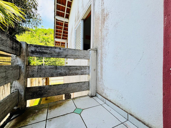 Imagem Casa com 4 Quartos à Venda, 321 m² em Guaiúba - Guarujá Imagem Casa com 4 Quartos à Venda, 321 m² em Guaiúba - Guarujá