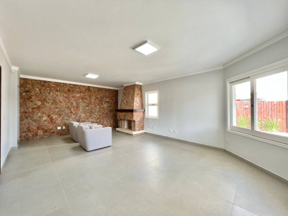 Imagem Casa com 3 Quartos à Venda, em Capão Da Canoa Imagem Casa com 3 Quartos à Venda, em Capão Da Canoa