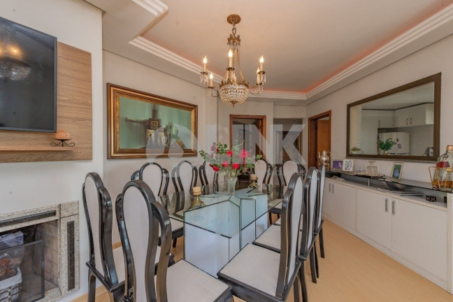 Imagem Apartamento com 3 Quartos à Venda, 107 m² em Rio Branco - Porto Alegre Imagem Apartamento com 3 Quartos à Venda, 107 m² em Rio Branco - Porto Alegre