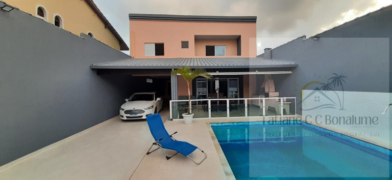 Imagem Casa com 5 Quartos à Venda, 350 m² em Balneário Jequitibá - Itanhaém Imagem Casa com 5 Quartos à Venda, 350 m² em Balneário Jequitibá - Itanhaém