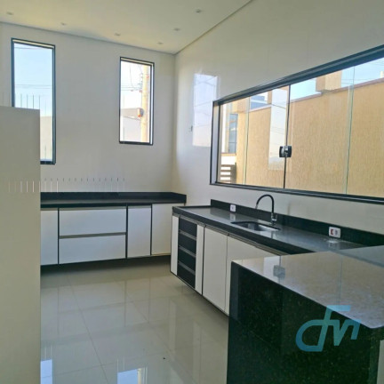Imagem Casa com 3 Quartos à Venda, 209 m² em Cézar De Souza - Mogi Das Cruzes Imagem Casa com 3 Quartos à Venda, 209 m² em Cézar De Souza - Mogi Das Cruzes