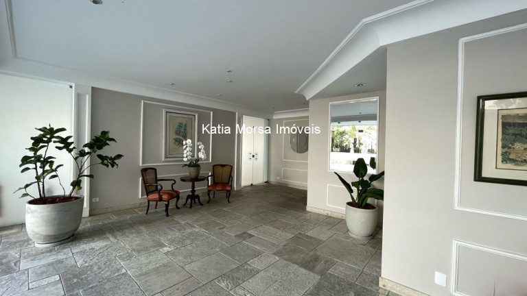 Imagem Imóvel com 3 Quartos para Alugar, 263 m² em Jardim América - São Paulo Imagem Imóvel com 3 Quartos para Alugar, 263 m² em Jardim América - São Paulo