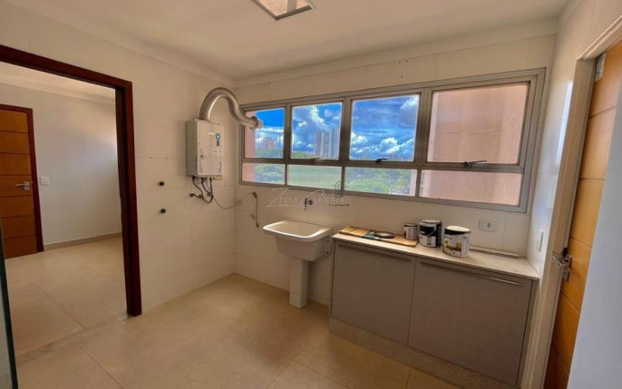 Apartamento com 3 Quartos à Venda, 177 m² em Centro - Campo Grande