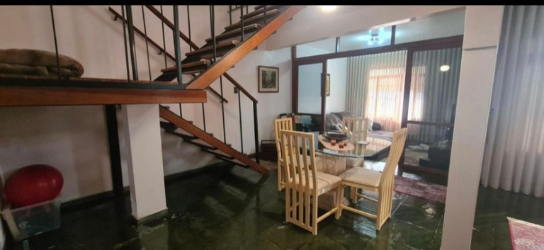 Imagem Sobrado com 3 Quartos à Venda, 320 m² em Vila Cecília - Mogi Das Cruzes Imagem Sobrado com 3 Quartos à Venda, 320 m² em Vila Cecília - Mogi Das Cruzes