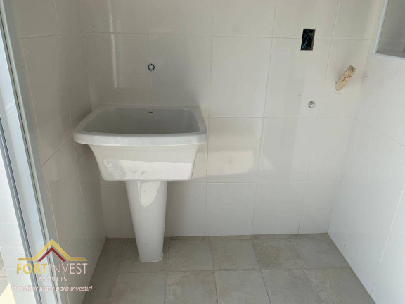 Imagem Imóvel com 2 Quartos à Venda, 95 m² em Canto Do Forte - Praia Grande Imagem Imóvel com 2 Quartos à Venda, 95 m² em Canto Do Forte - Praia Grande