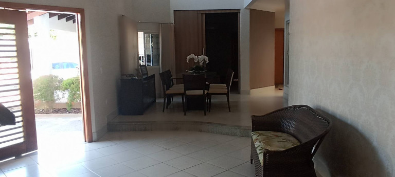 Imagem Casa com 4 Quartos à Venda, 480 m² em Cuiabá Imagem Casa com 4 Quartos à Venda, 480 m² em Cuiabá