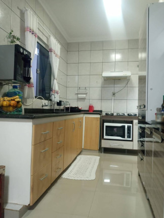 Imagem Casa com 3 Quartos à Venda, 160 m² em Calixtolândia - Anápolis Imagem Casa com 3 Quartos à Venda, 160 m² em Calixtolândia - Anápolis