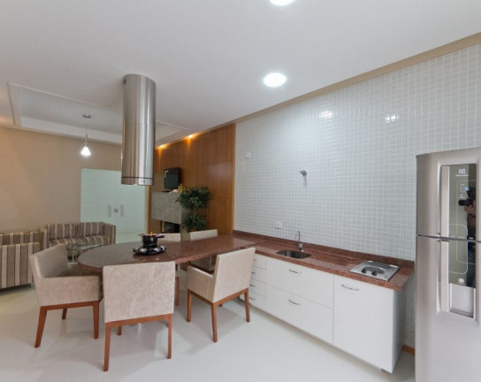 Imagem Cobertura com 2 Quartos à Venda, 123 m² em Centro - Curitiba
