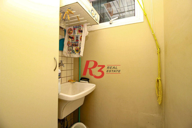Imagem Loft com 2 Quartos para Alugar, 72 m² em Gonzaga - Santos