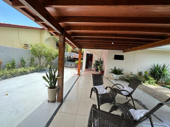 Imagem Casa com 3 Quartos à Venda, 450 m² em Village - Sorriso Imagem Casa com 3 Quartos à Venda, 450 m² em Village - Sorriso