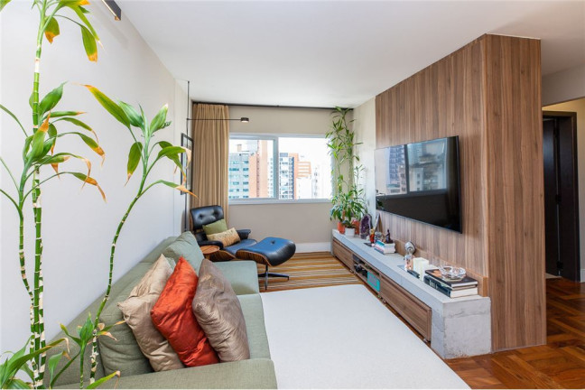 Imagem Imóvel com 2 Quartos à Venda, em Moema - São Paulo Imagem Imóvel com 2 Quartos à Venda, em Moema - São Paulo