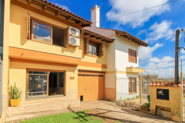 Imagem Imóvel com 4 Quartos à Venda, em Espírito Santo - Porto Alegre Imagem Imóvel com 4 Quartos à Venda, em Espírito Santo - Porto Alegre