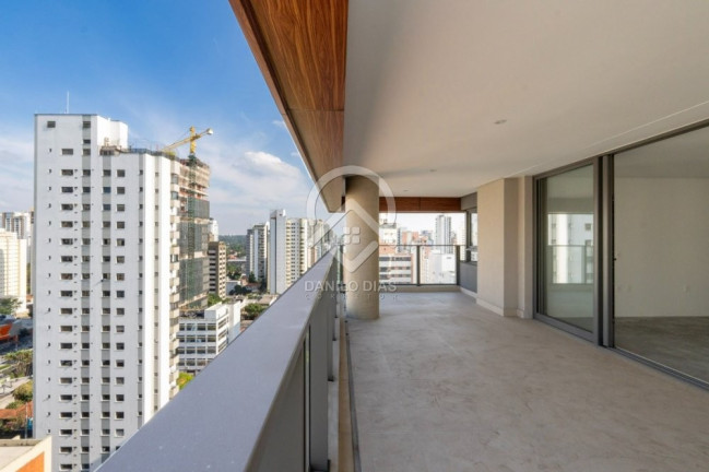 Imagem Apartamento com 3 Quartos à Venda, 232 m² em Campo Belo - São Paulo