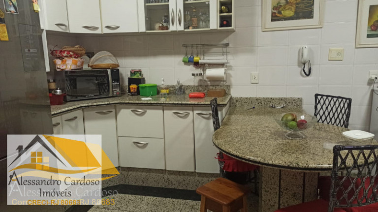 Imagem Apartamento com 3 Quartos à Venda, 170 m² em Centro - Nova Friburgo Imagem Apartamento com 3 Quartos à Venda, 170 m² em Centro - Nova Friburgo