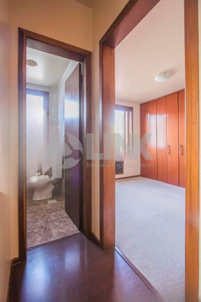 Imagem Imóvel com 1 Quarto à Venda, 93 m² em Jardim Botânico - Porto Alegre Imagem Imóvel com 1 Quarto à Venda, 93 m² em Jardim Botânico - Porto Alegre