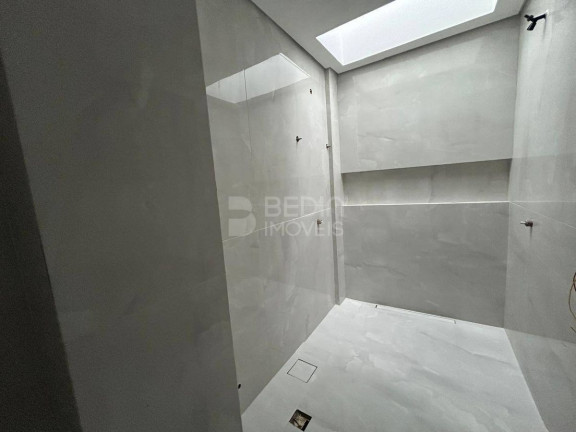 Imagem Sobrado com 3 Quartos à Venda, 240 m² em Barra - Balneário Camboriú Imagem Sobrado com 3 Quartos à Venda, 240 m² em Barra - Balneário Camboriú