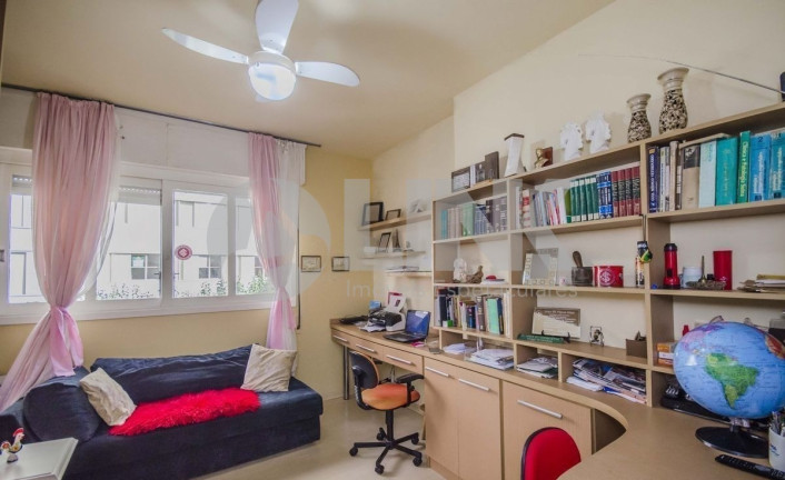 Imagem Apartamento com 3 Quartos à Venda, 132 m² em Centro Histórico - Porto Alegre Imagem Apartamento com 3 Quartos à Venda, 132 m² em Centro Histórico - Porto Alegre