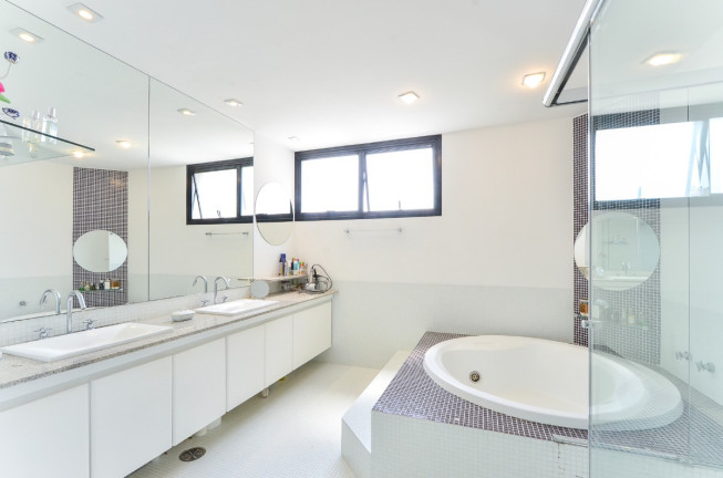 Imagem Apartamento com 4 Quartos à Venda, 326 m² em Real Parque - São Paulo